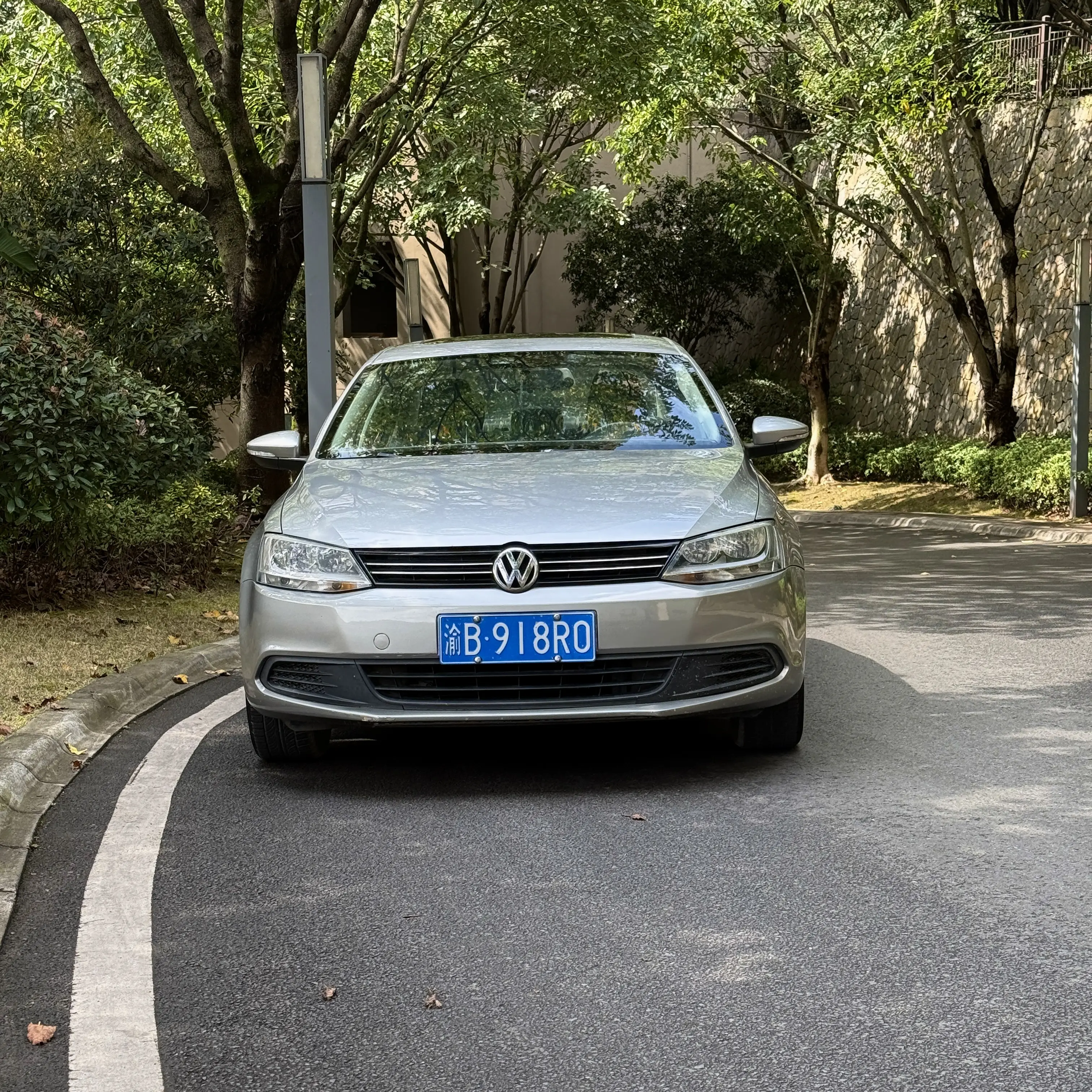 Volkswagen Sagitar  из Китая