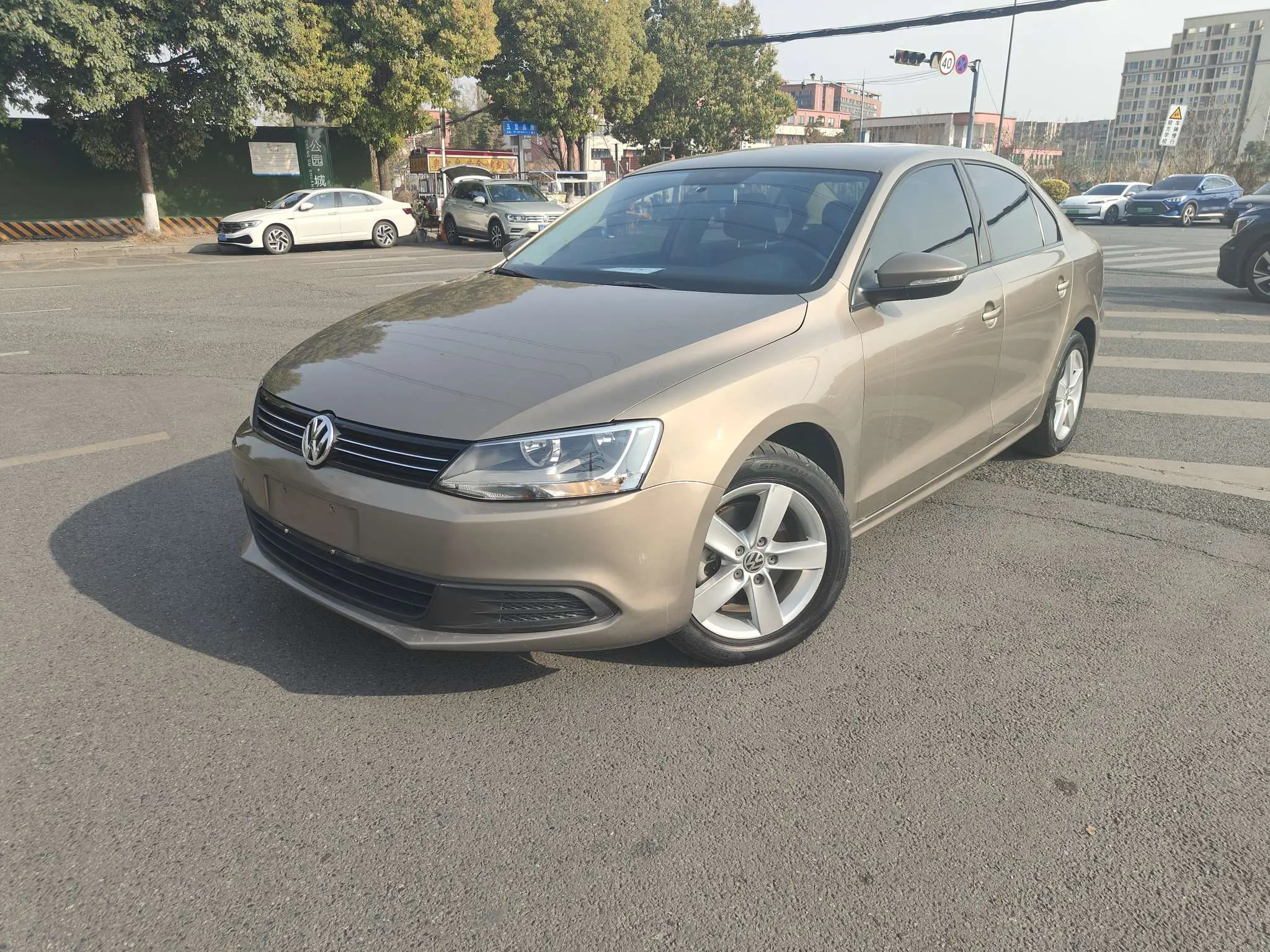 Volkswagen Sagitar  из Китая