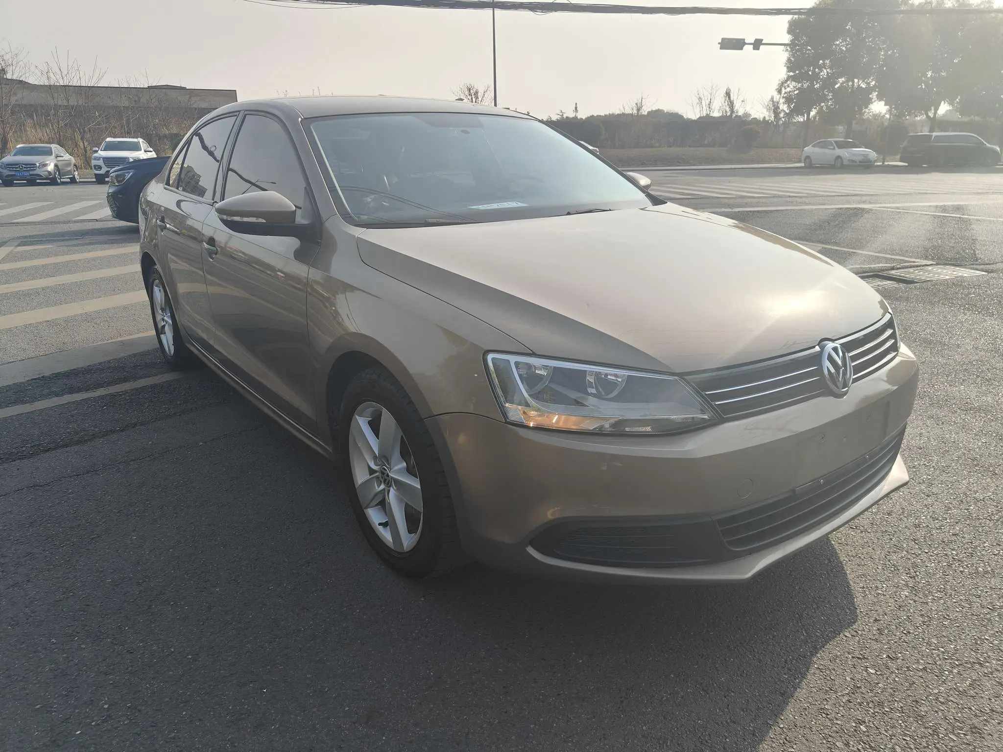 Volkswagen Sagitar  из Китая