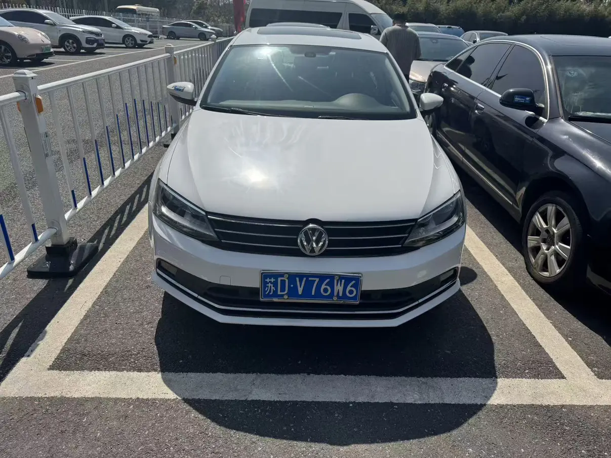 Volkswagen Sagitar  из Китая