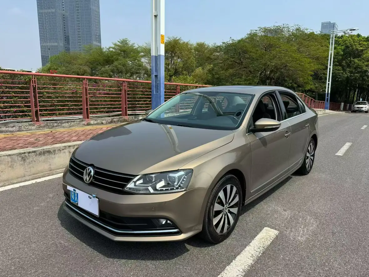 Volkswagen Sagitar  из Китая