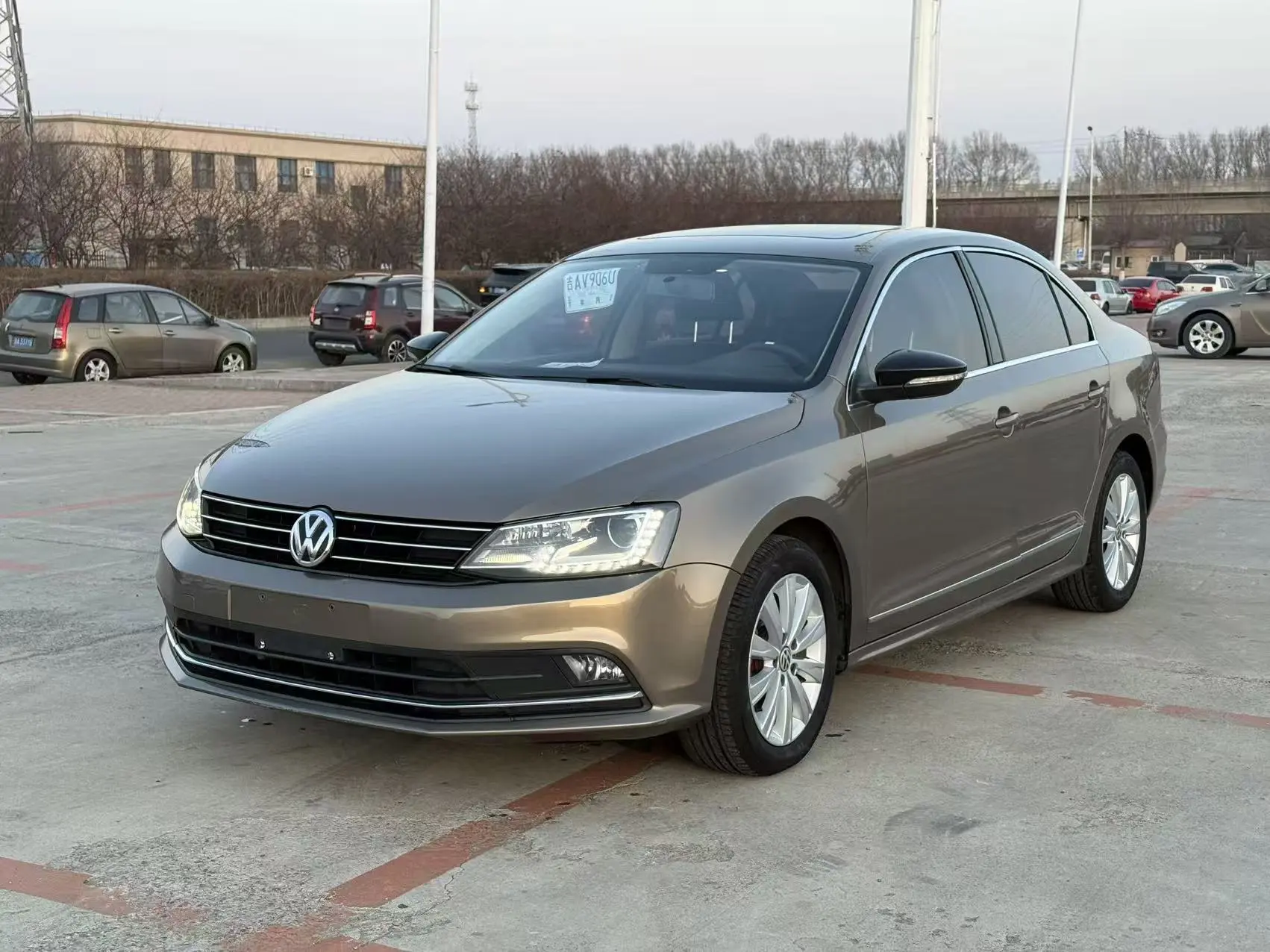Volkswagen Sagitar  из Китая