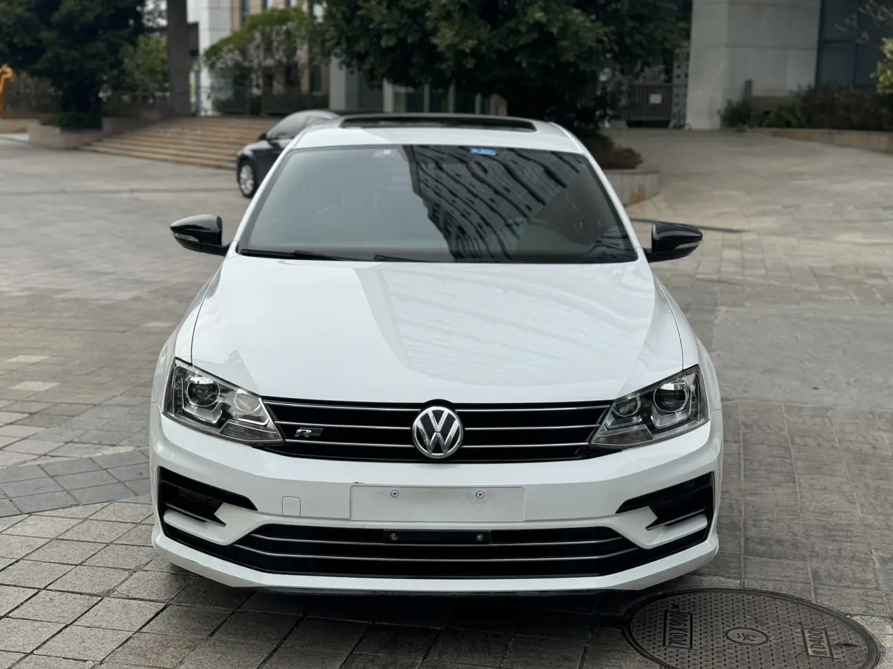 Volkswagen Sagitar  из Китая