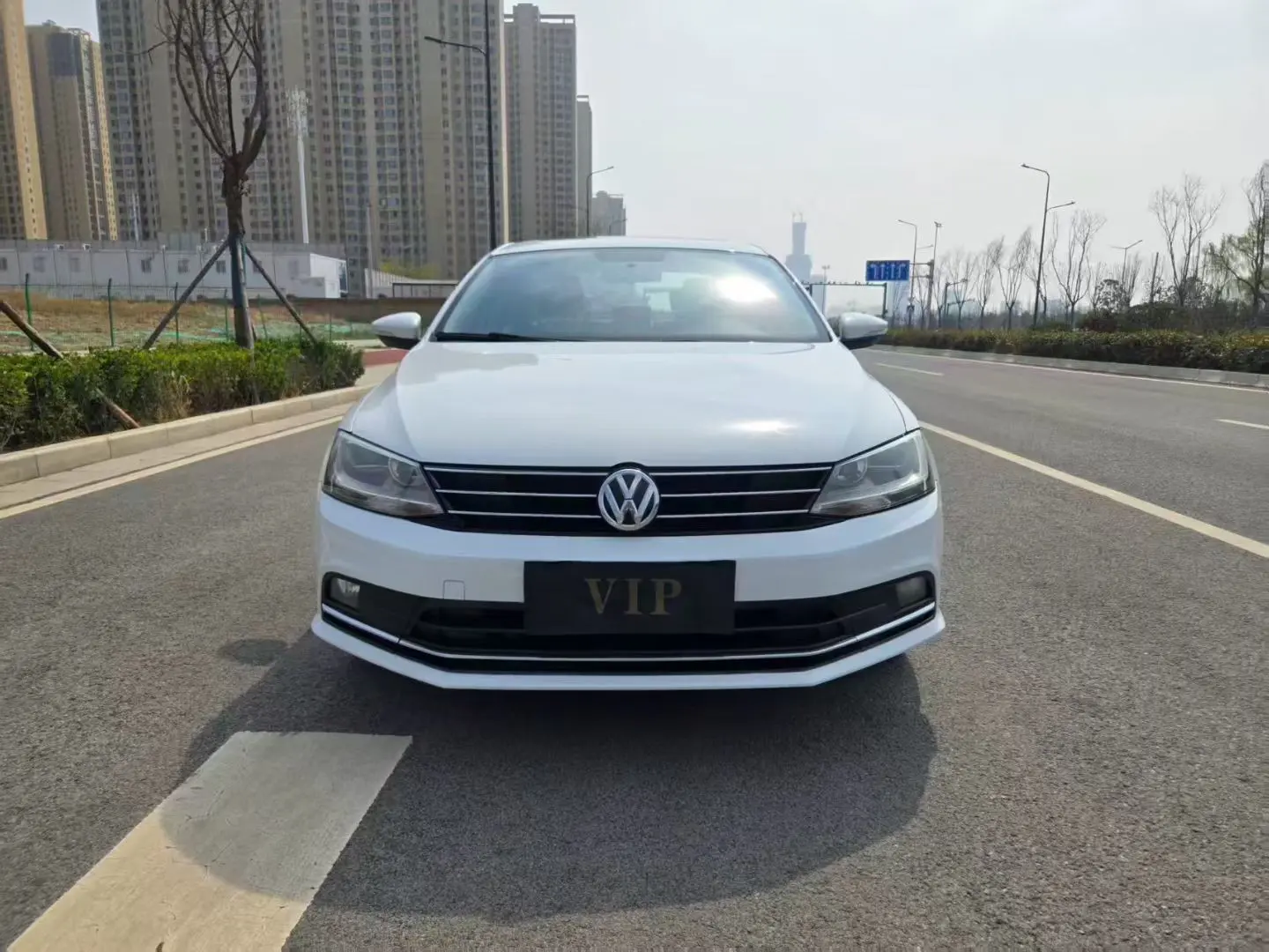 Volkswagen Sagitar  из Китая