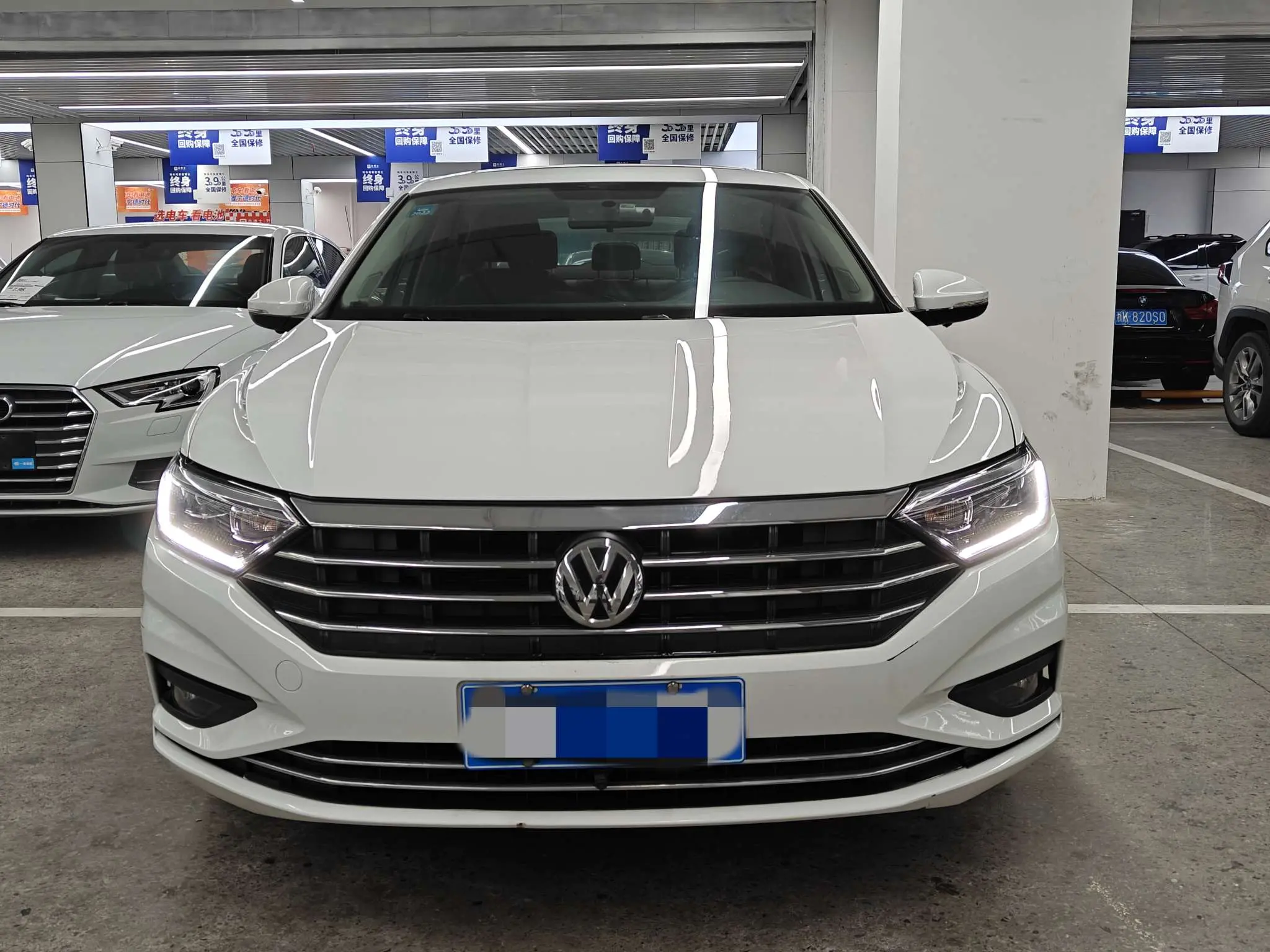 Volkswagen Sagitar  из Китая