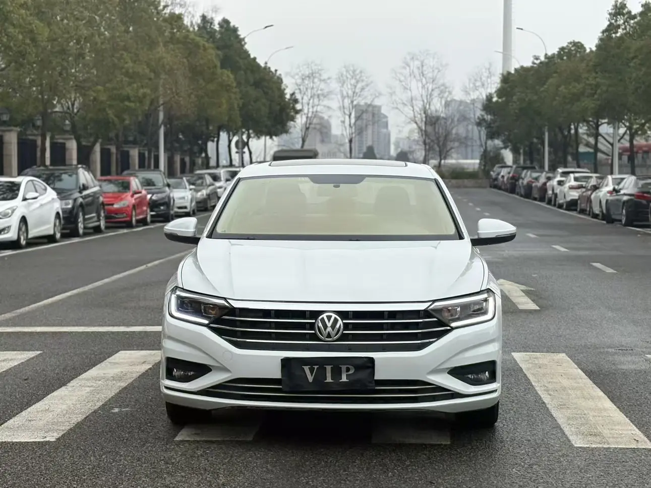 Volkswagen Sagitar  из Китая