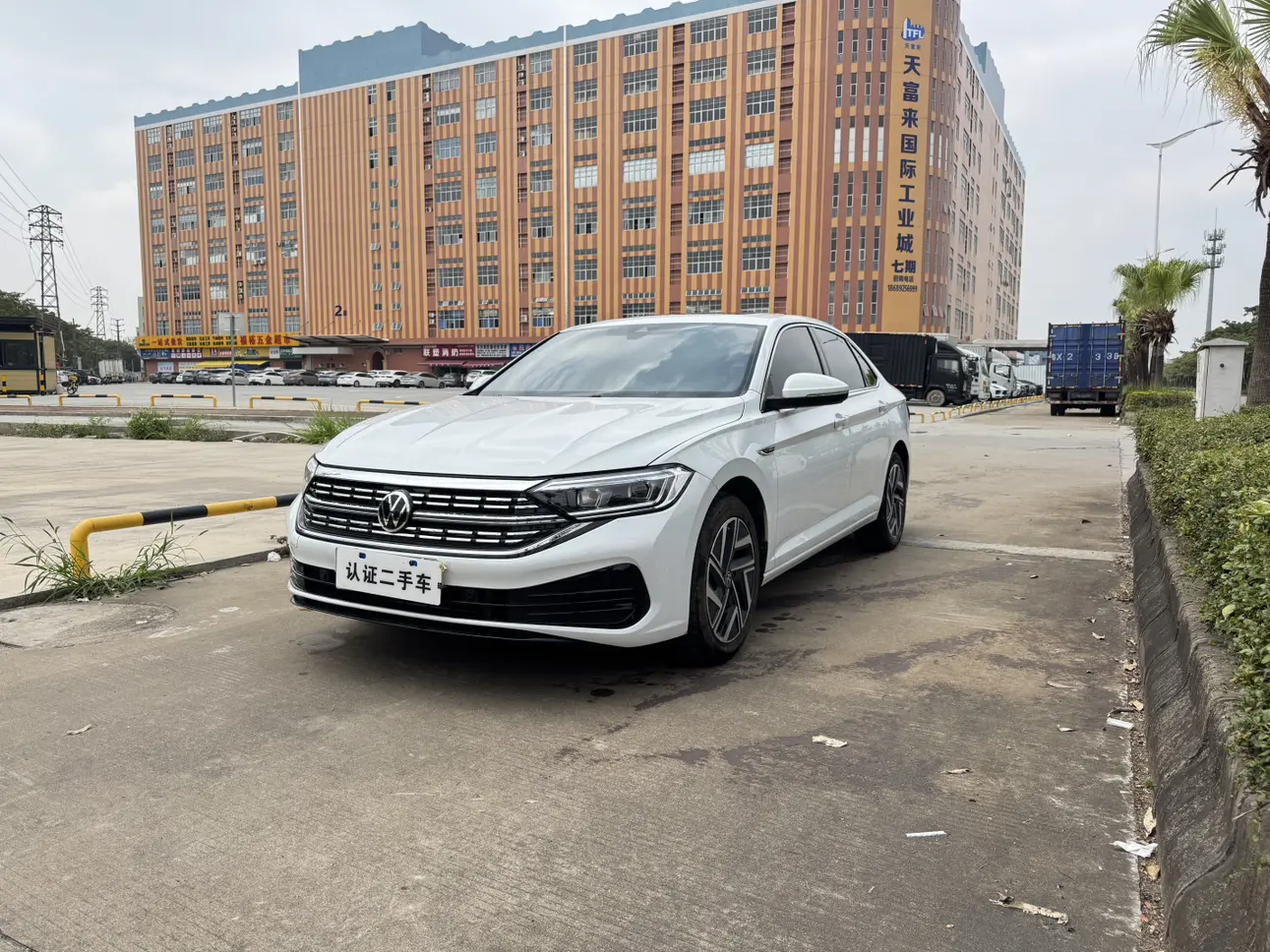 Volkswagen Sagitar  из Китая