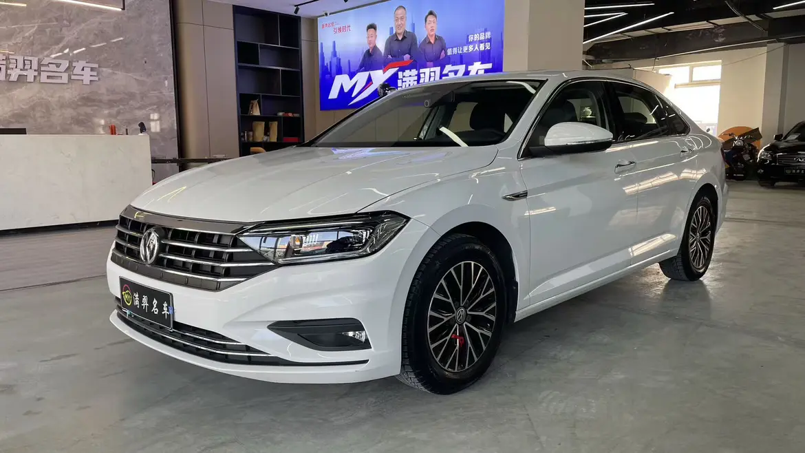 Volkswagen Sagitar  из Китая