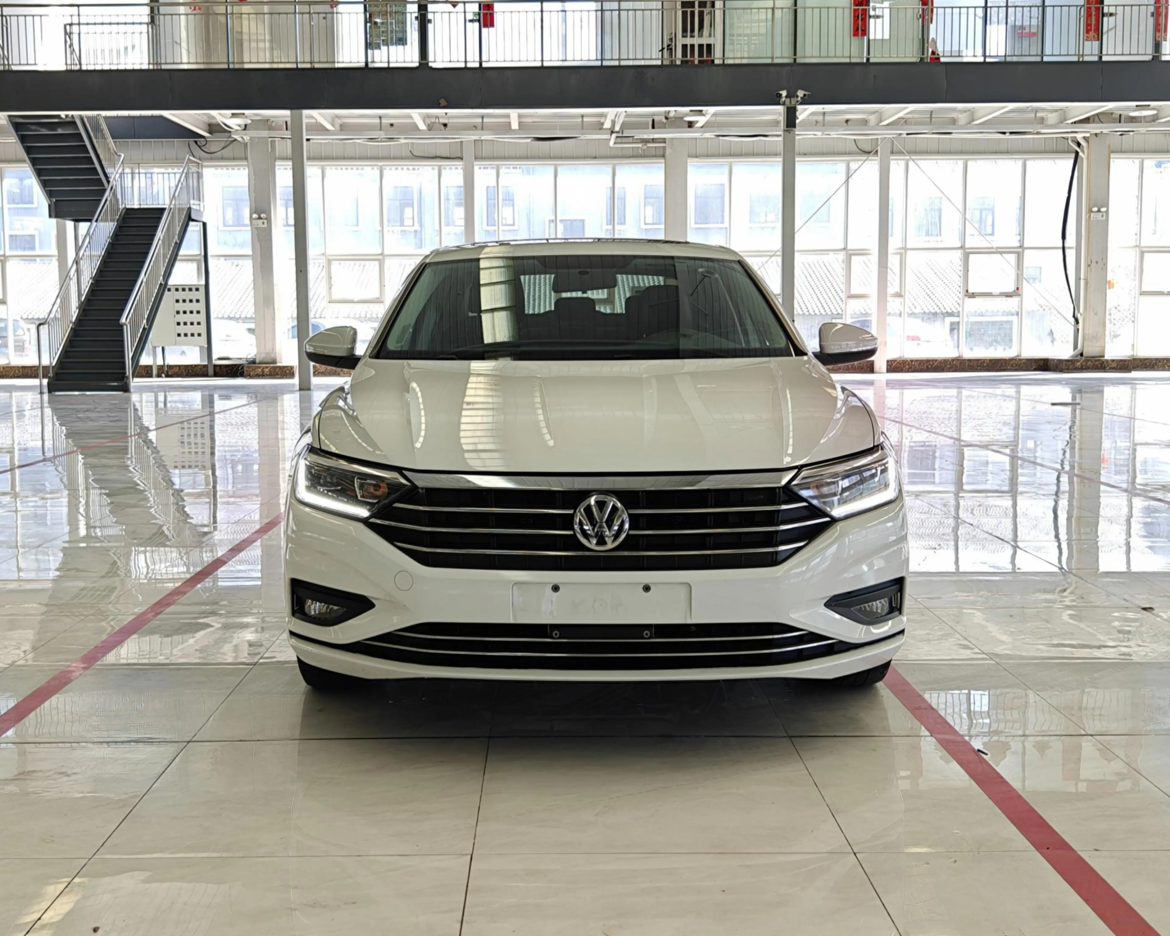 Volkswagen Sagitar  из Китая