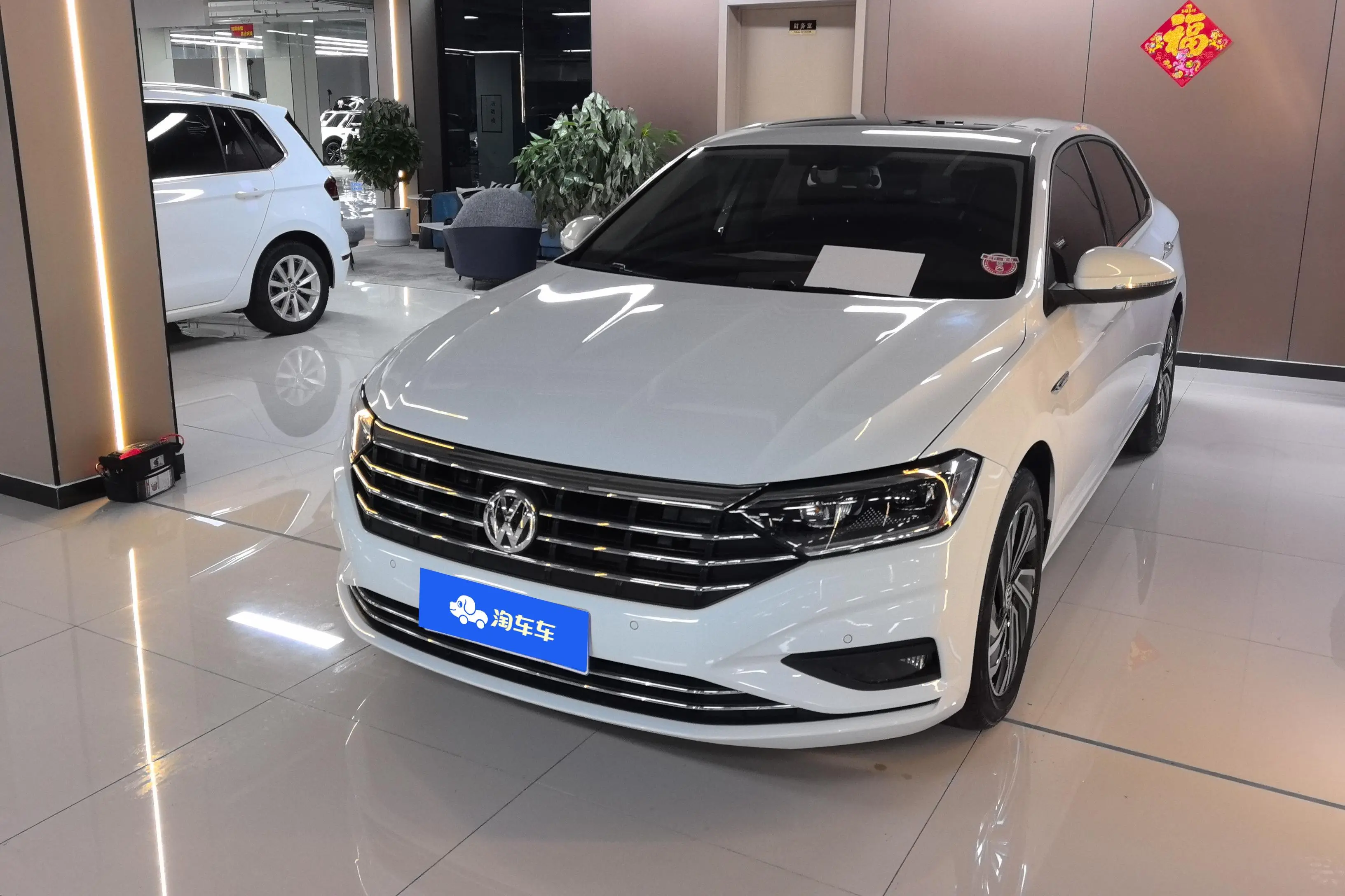 Volkswagen Sagitar  из Китая