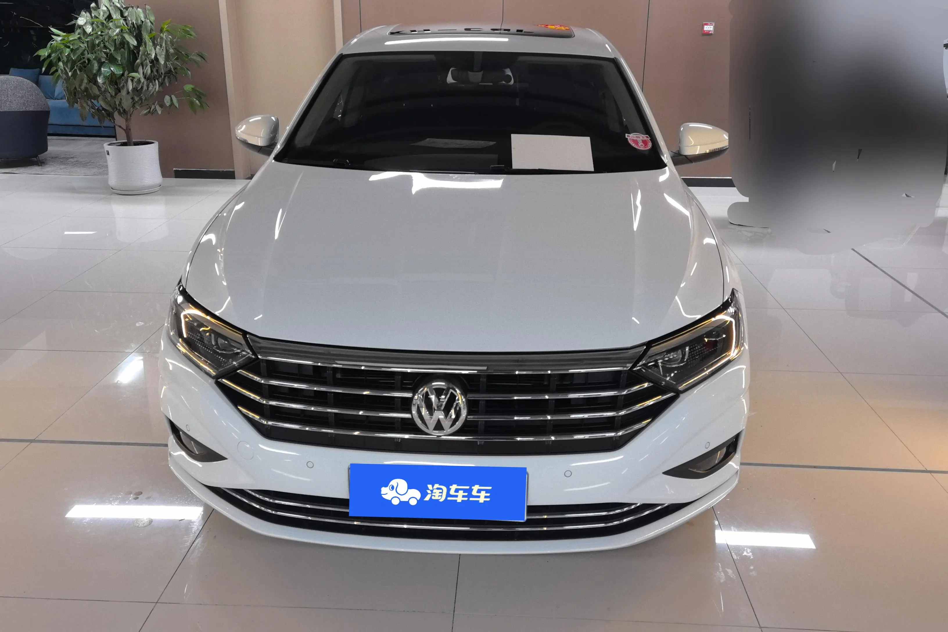 Volkswagen Sagitar  из Китая