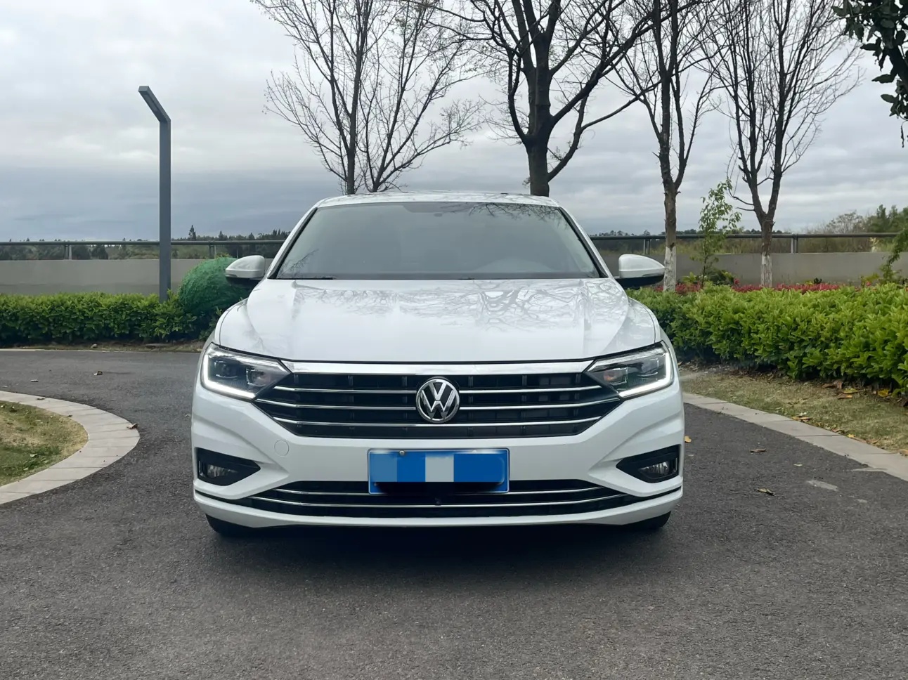 Volkswagen Sagitar  из Китая