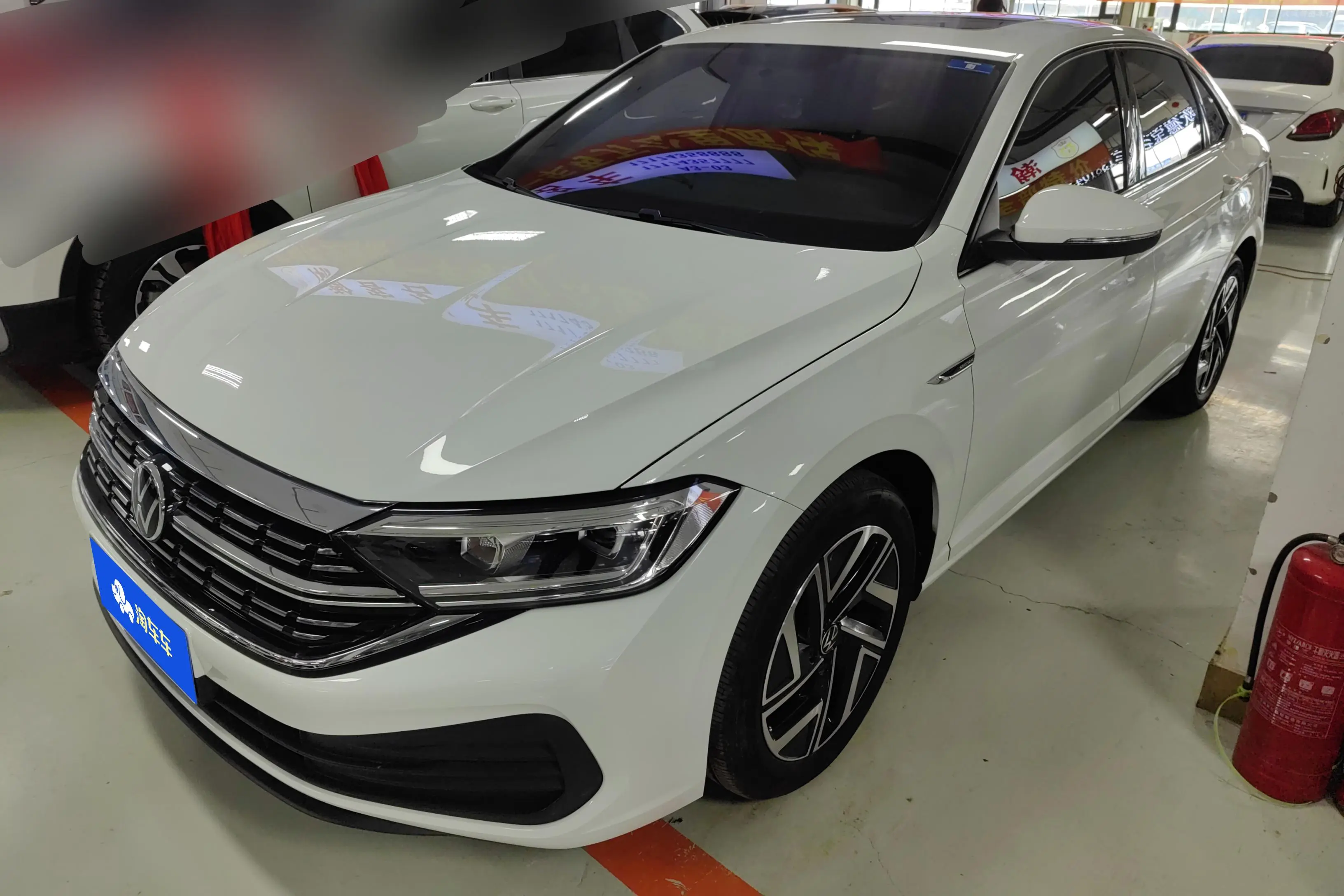 Volkswagen Sagitar  из Китая