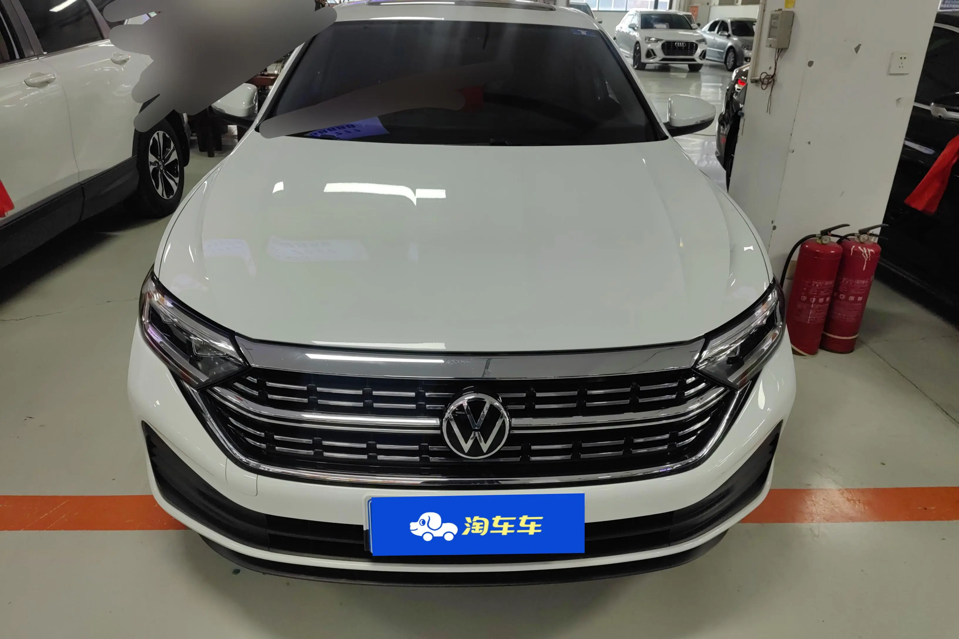 Volkswagen Sagitar  из Китая