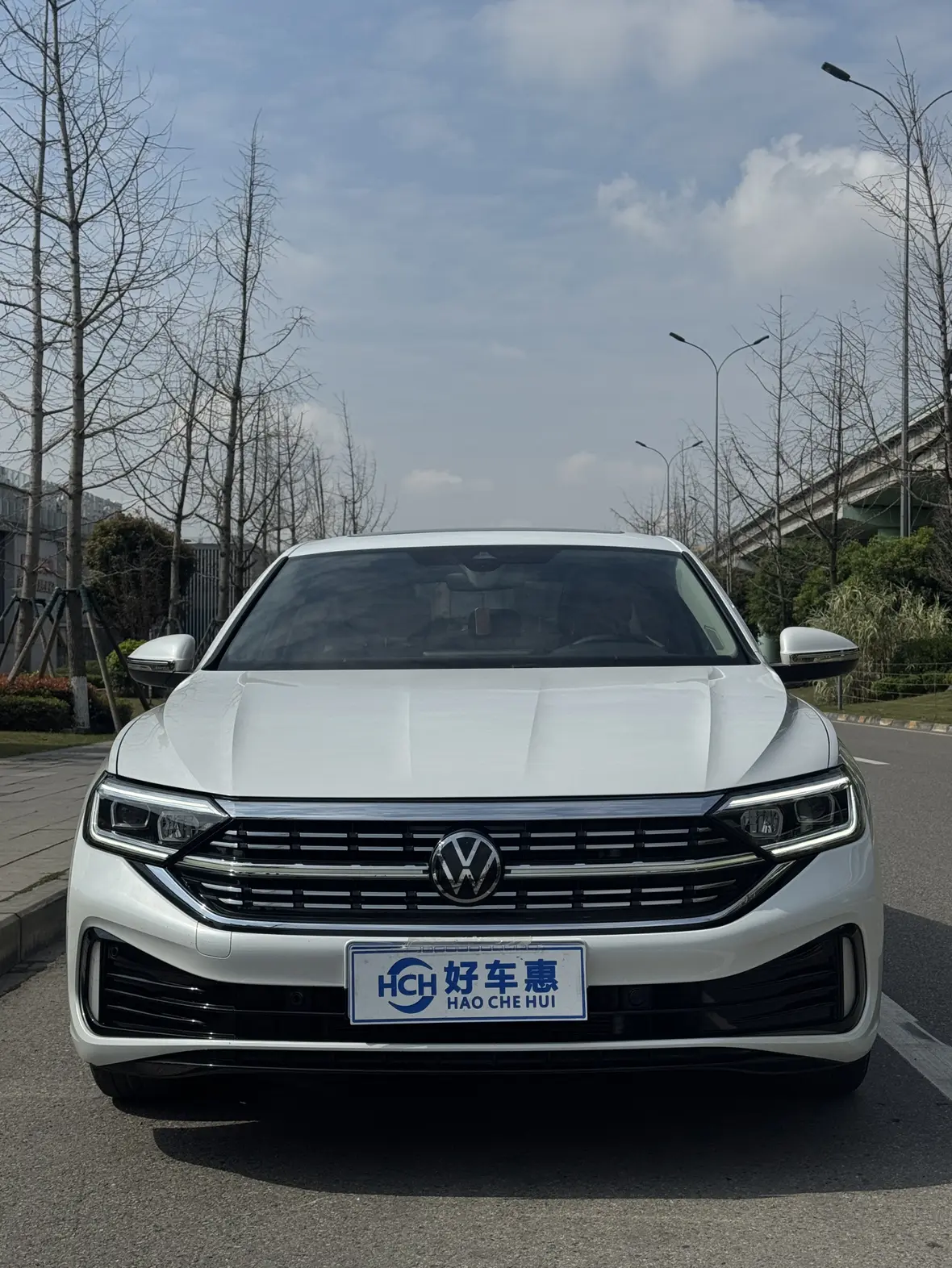 Volkswagen Sagitar  из Китая