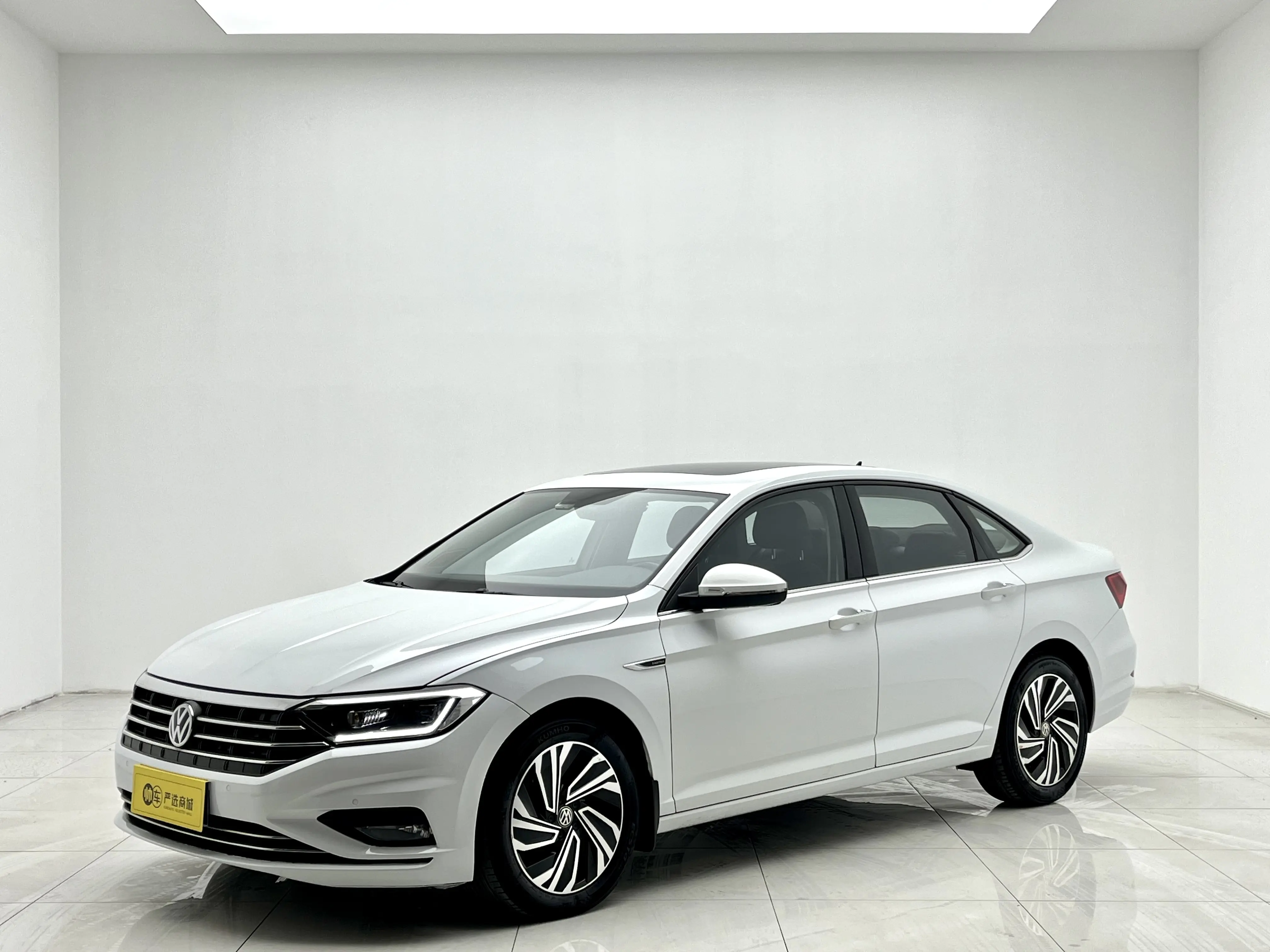 Volkswagen Sagitar  из Китая