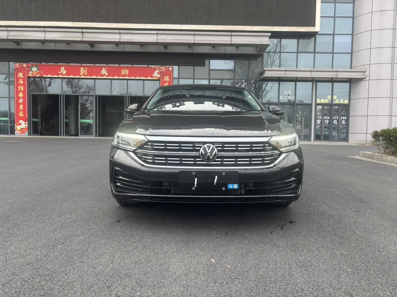 Volkswagen Sagitar  из Китая