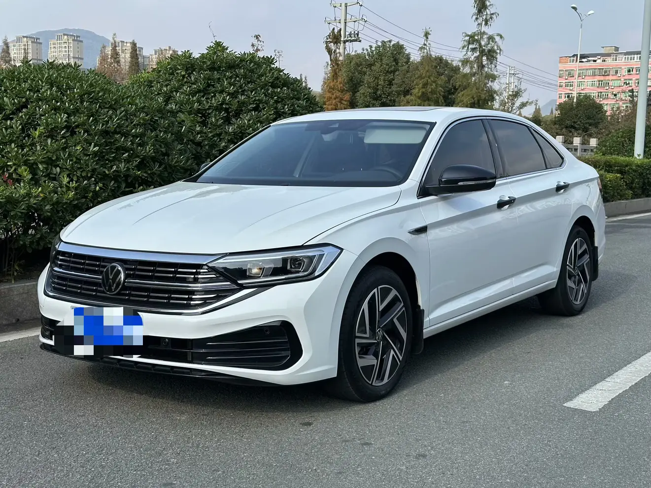 Volkswagen Sagitar  из Китая