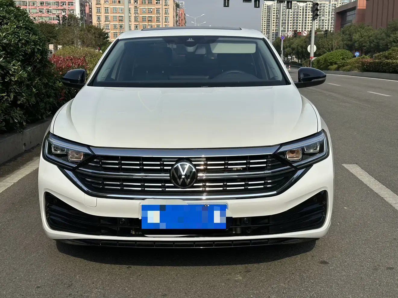 Volkswagen Sagitar  из Китая