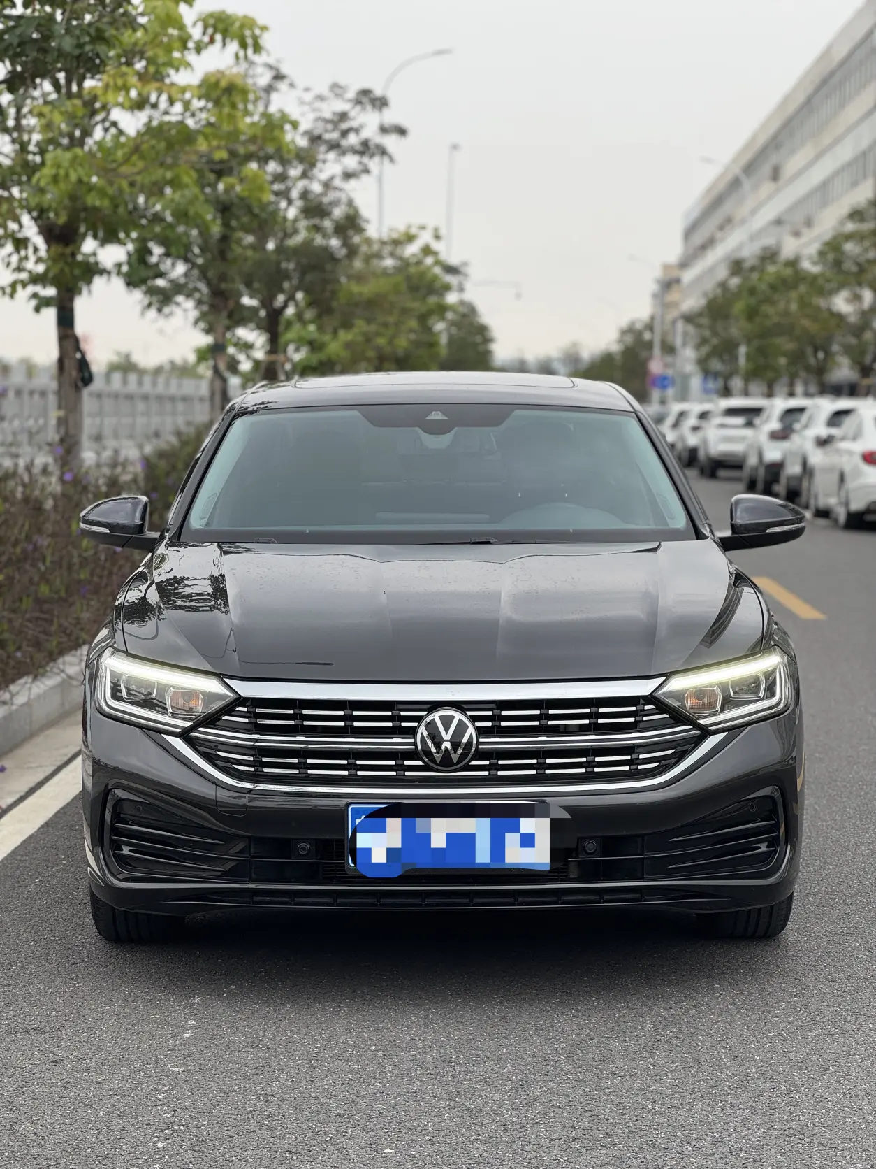 Volkswagen Sagitar  из Китая