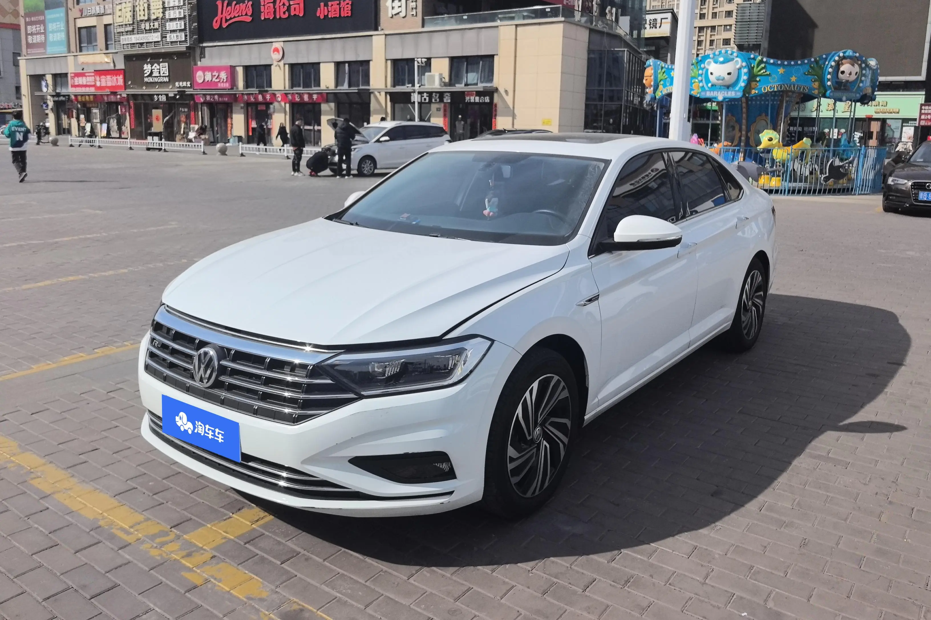 Volkswagen Sagitar  из Китая