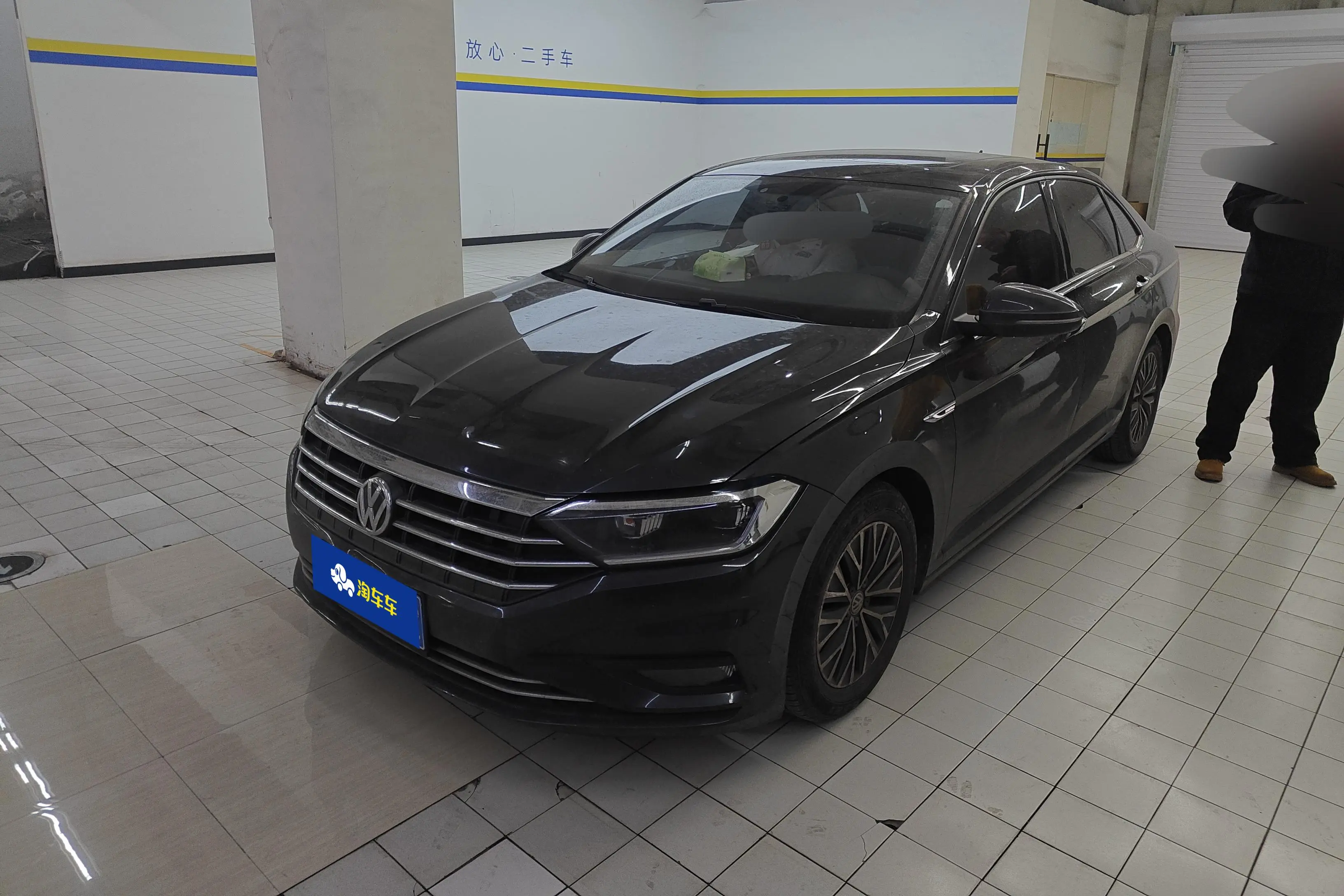 Volkswagen Sagitar  из Китая