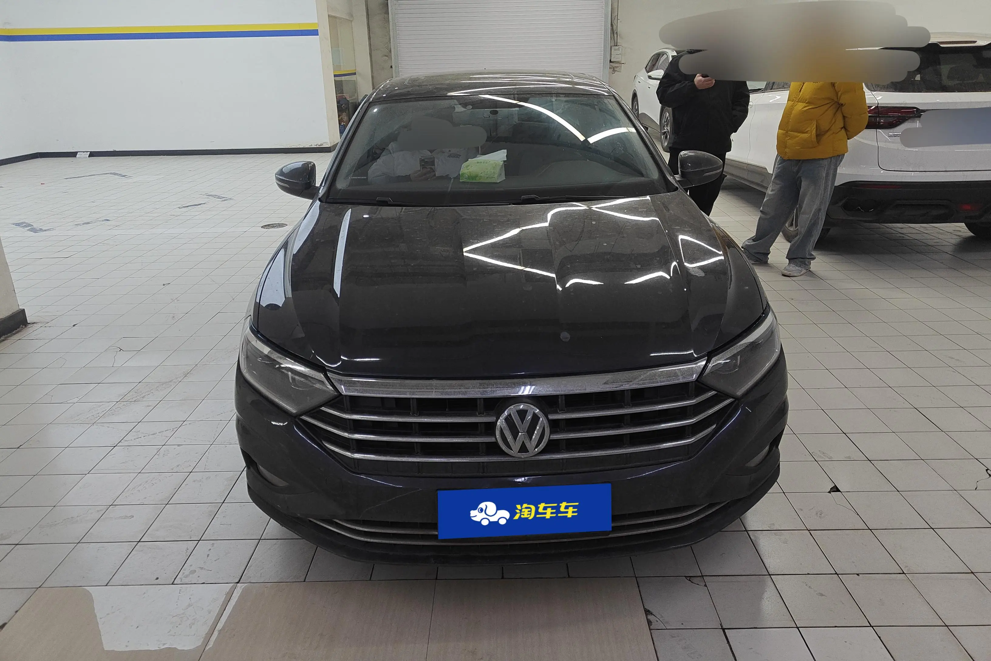 Volkswagen Sagitar  из Китая
