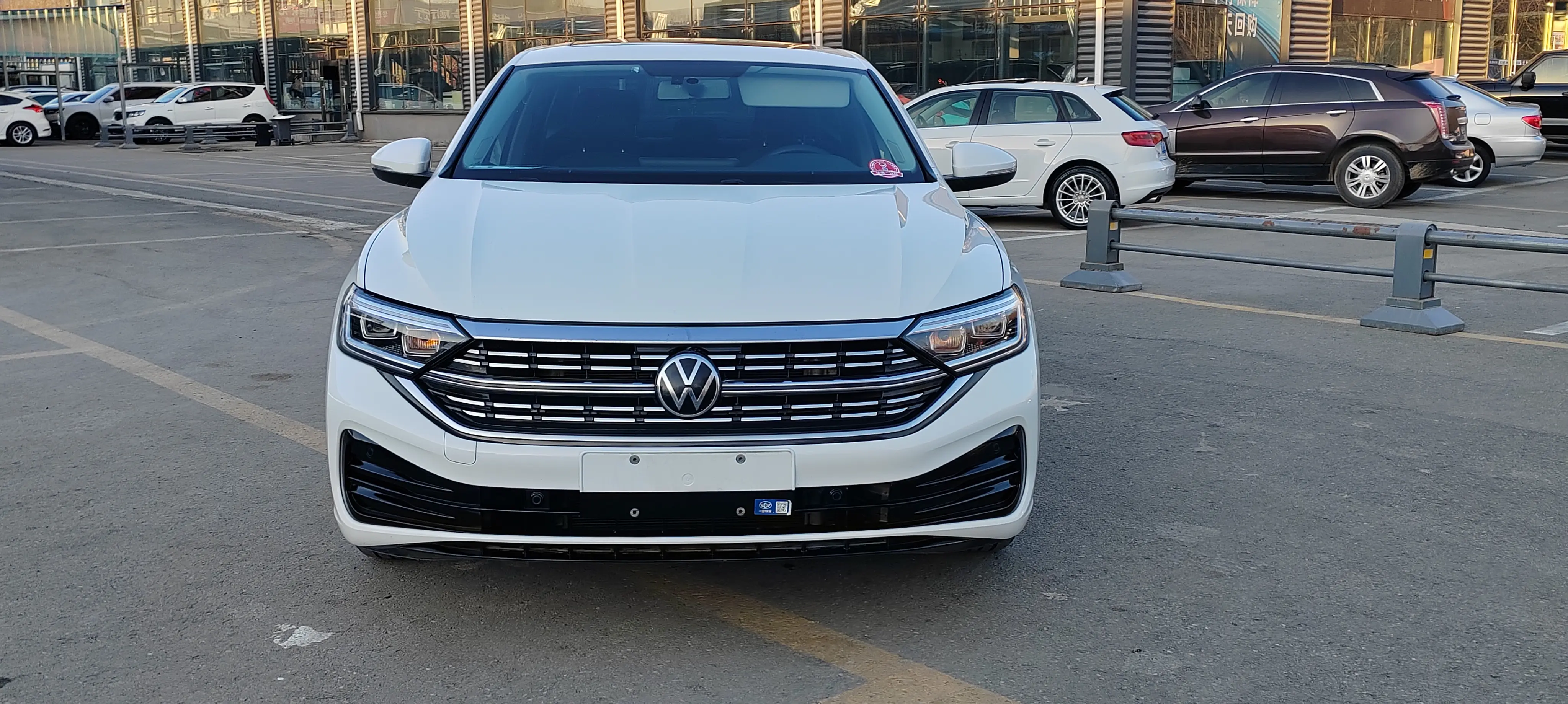 Volkswagen Sagitar  из Китая