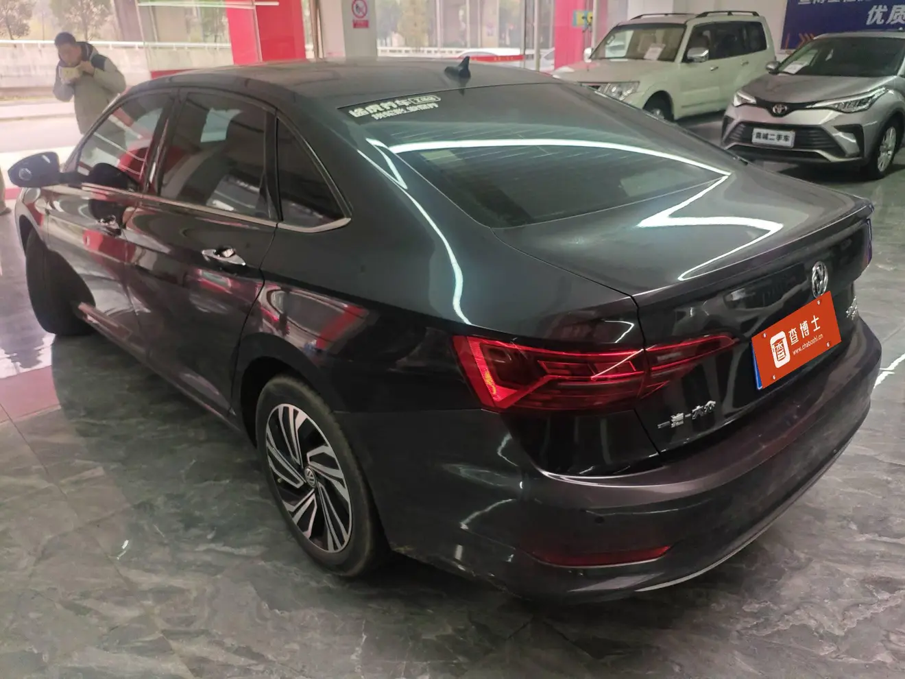 Volkswagen Sagitar  из Китая