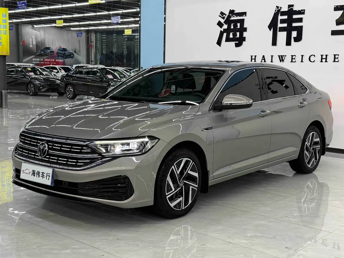 Volkswagen Sagitar  из Китая