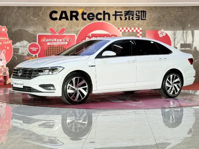 Volkswagen Sagitar  из Китая