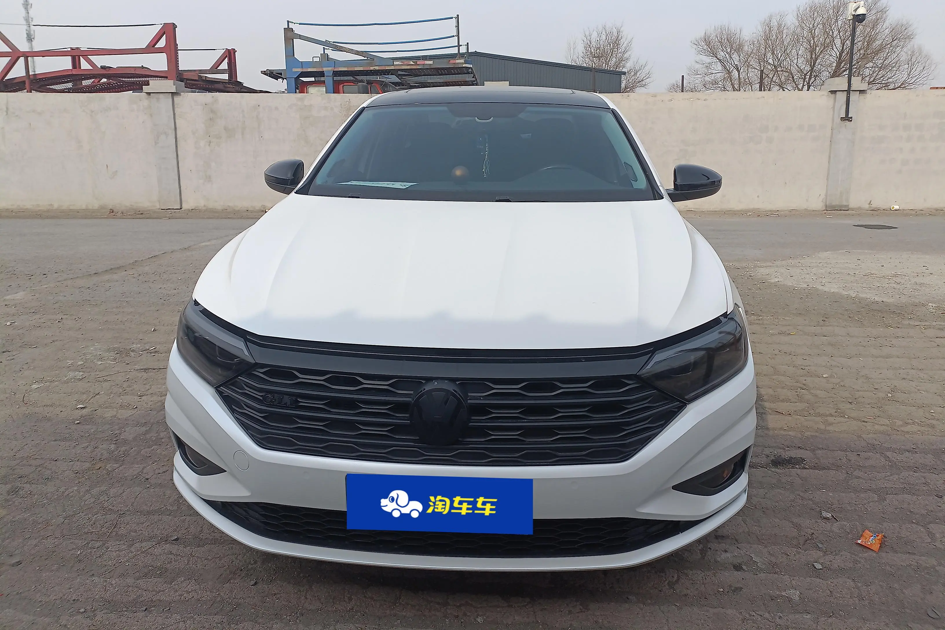 Volkswagen Sagitar  из Китая