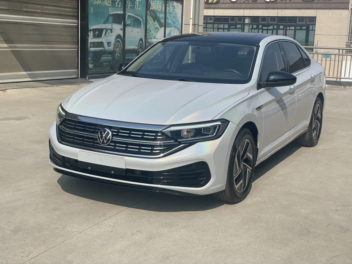 Volkswagen Sagitar  из Китая