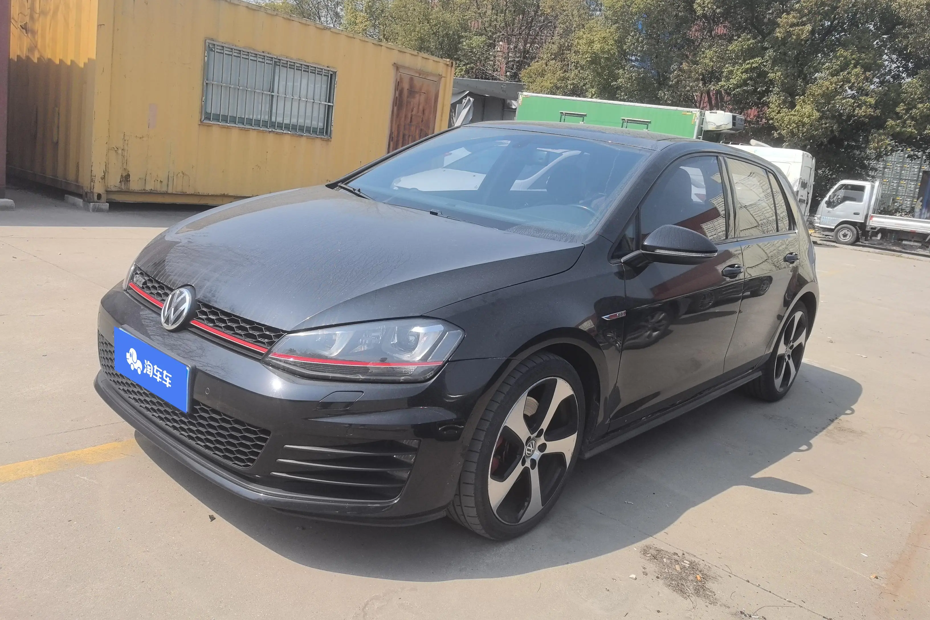 Volkswagen Golf GTI  из Китая