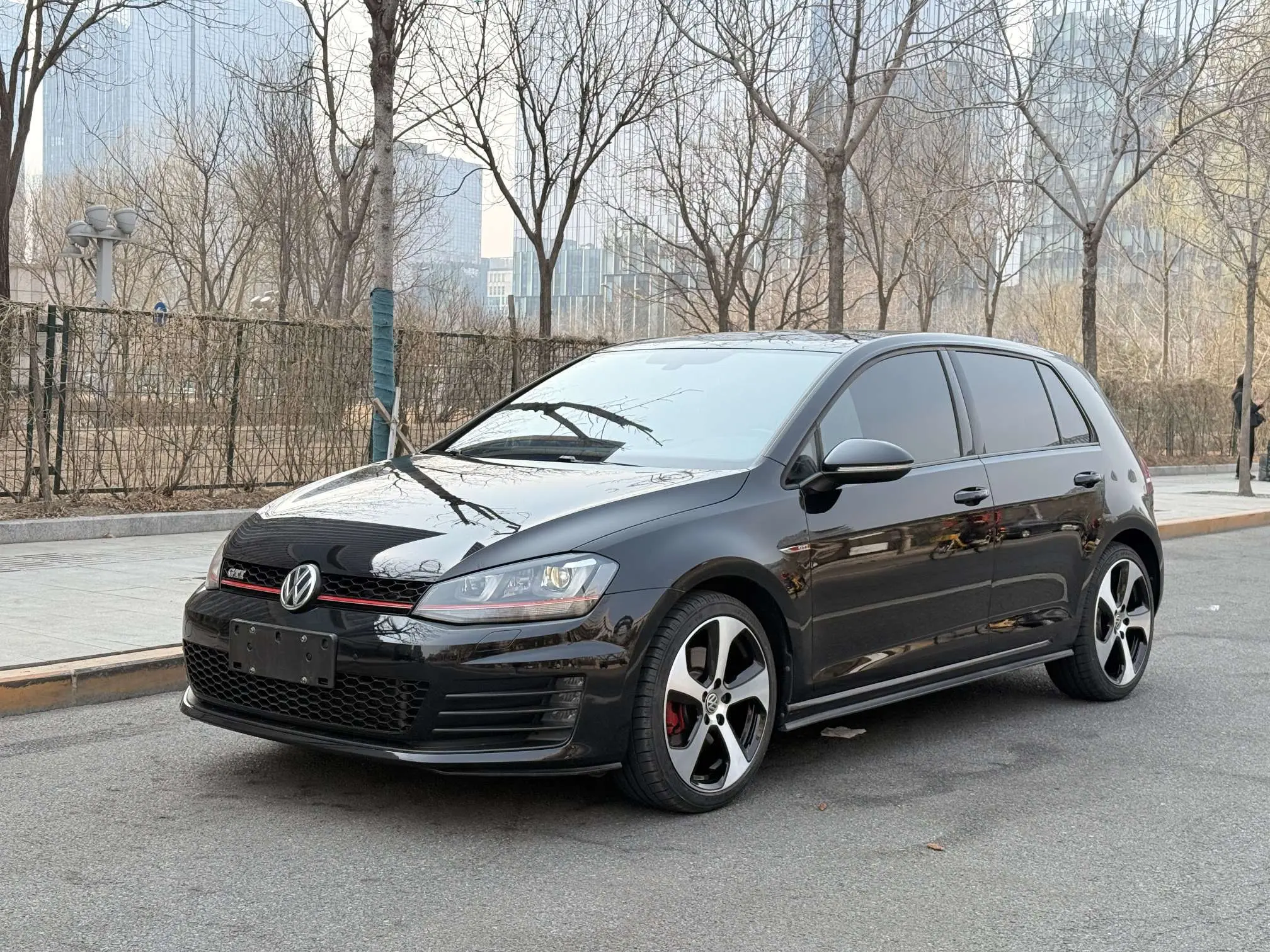 Volkswagen Golf GTI  из Китая