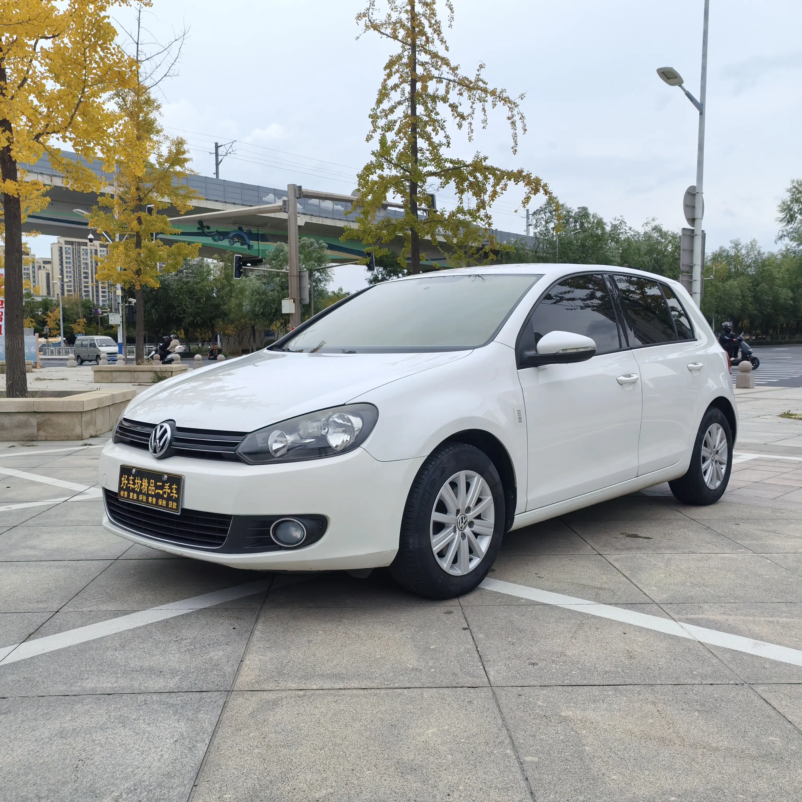 Volkswagen Golf  из Китая