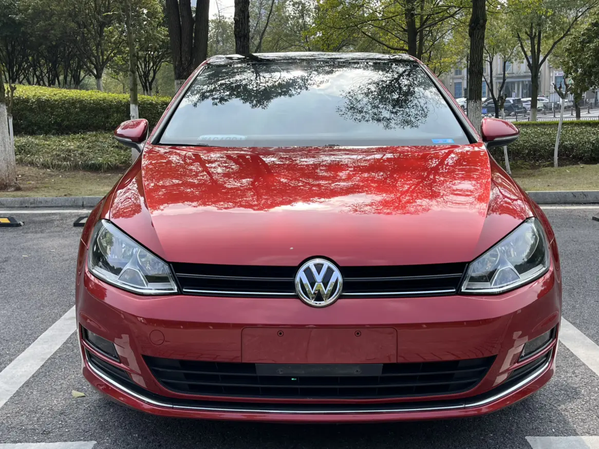 Volkswagen Golf  из Китая