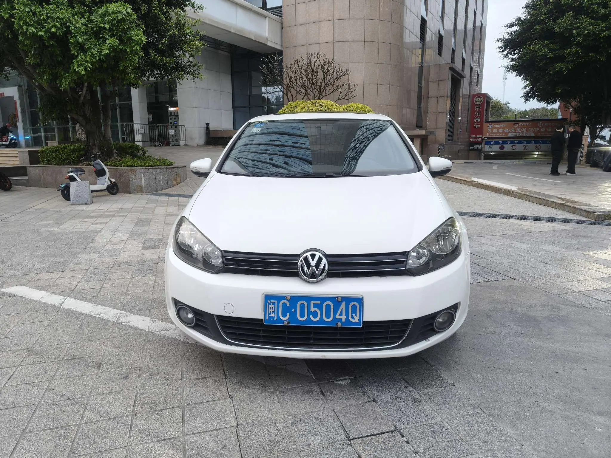 Volkswagen Golf  из Китая