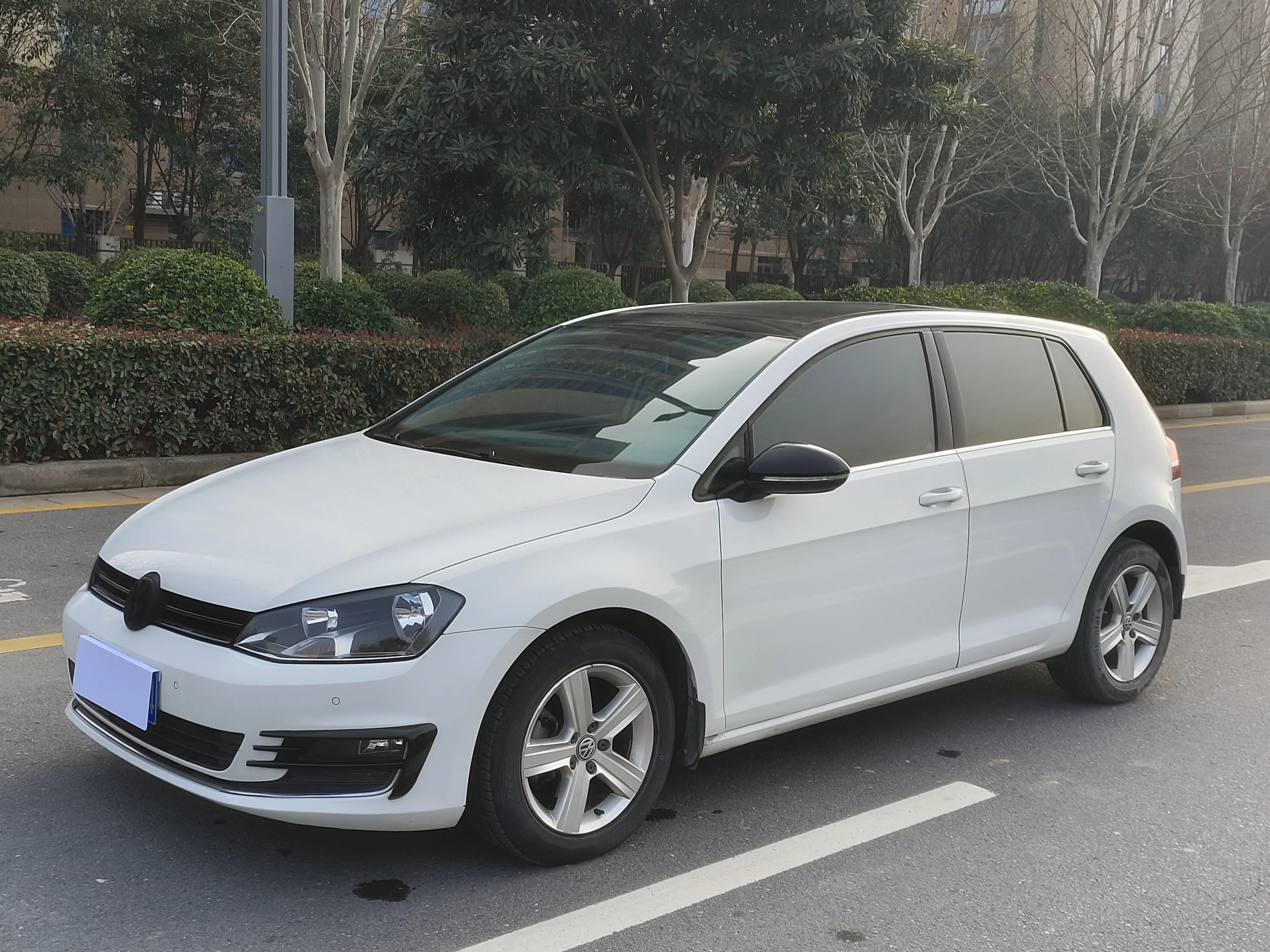 Volkswagen Golf  из Китая