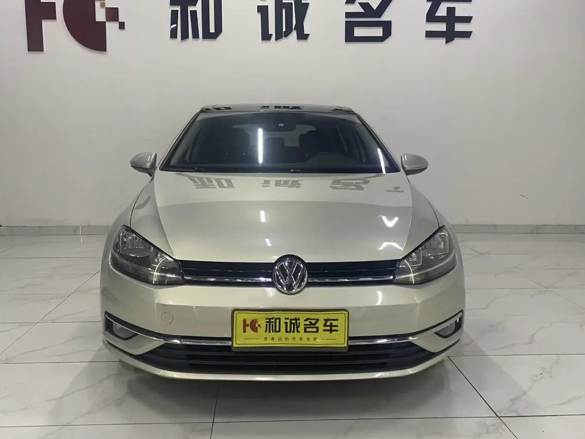 Volkswagen Golf  из Китая