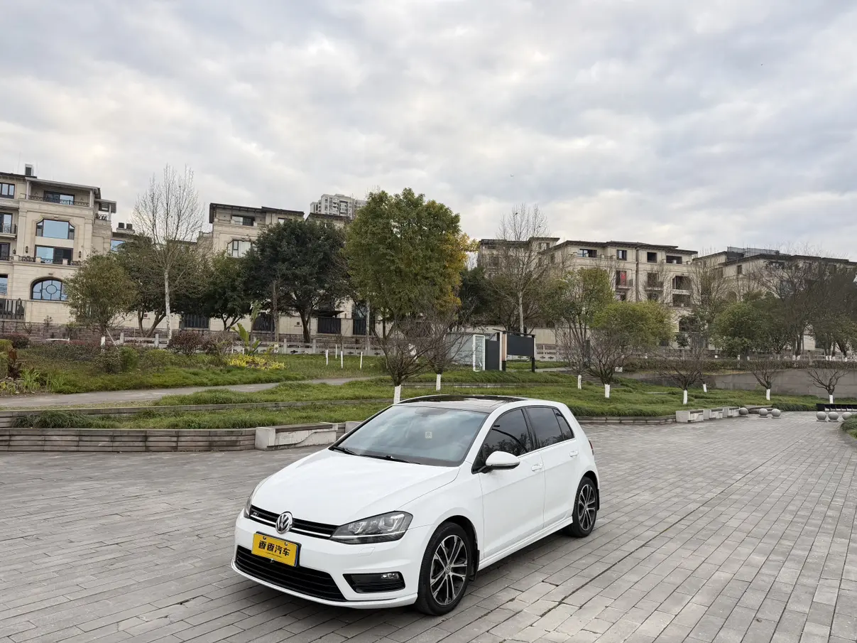 Volkswagen Golf  из Китая