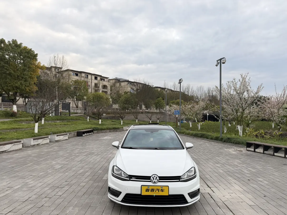 Volkswagen Golf  из Китая