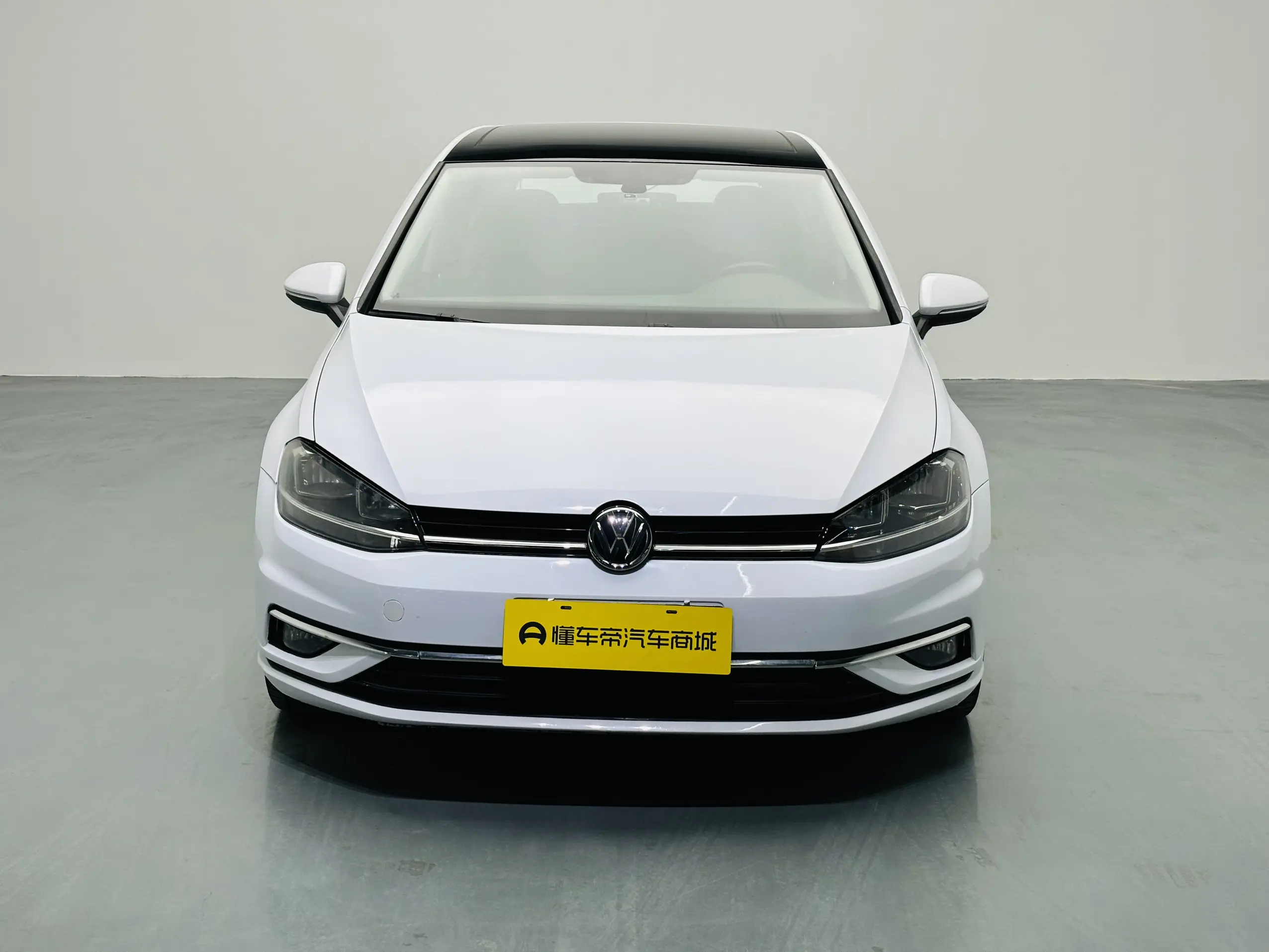 Volkswagen Golf  из Китая