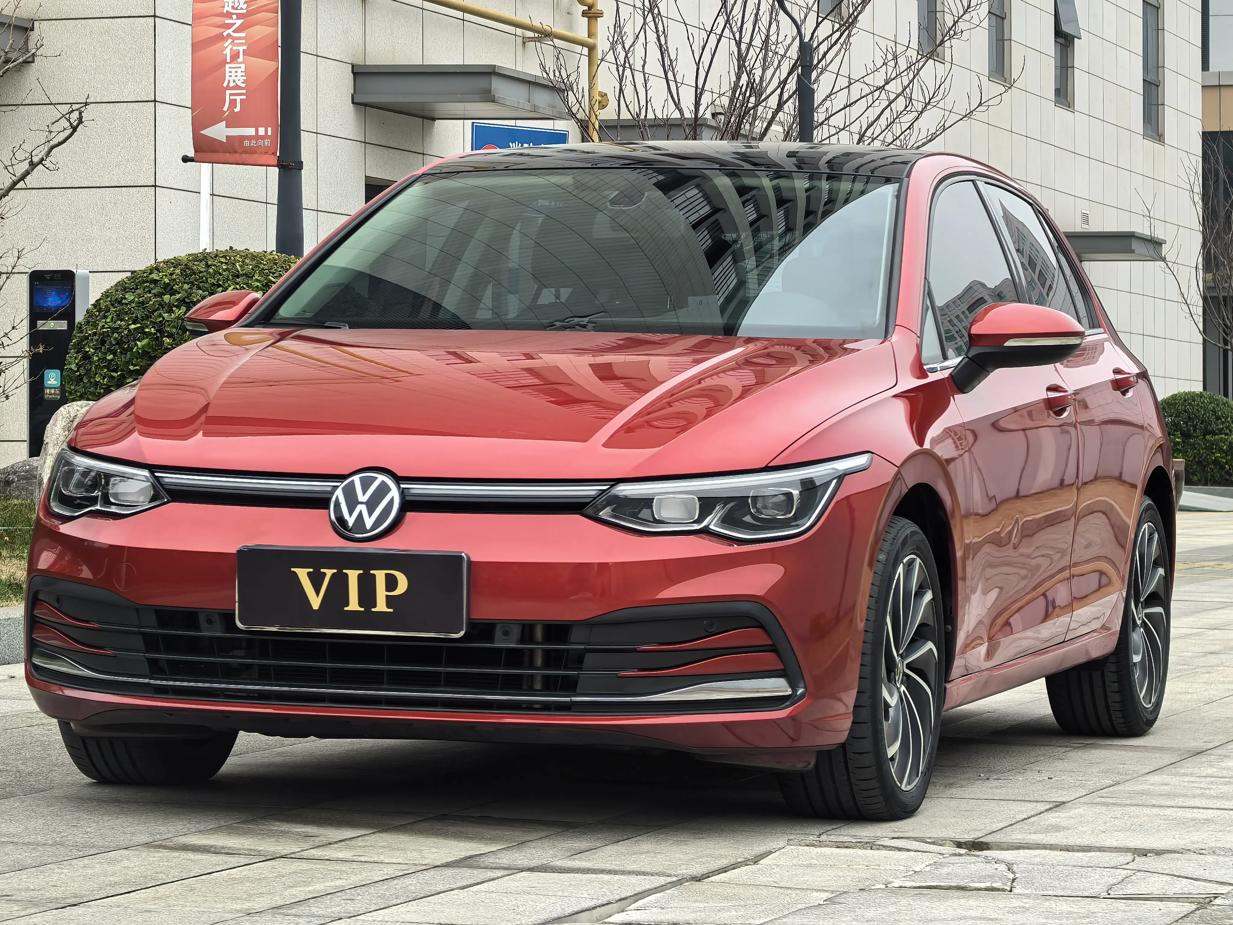 Volkswagen Golf  из Китая