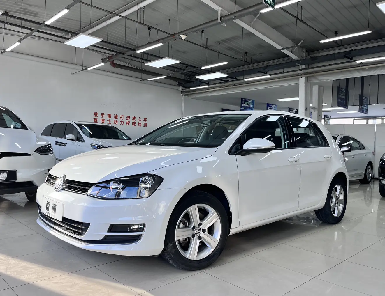 Volkswagen Golf  из Китая