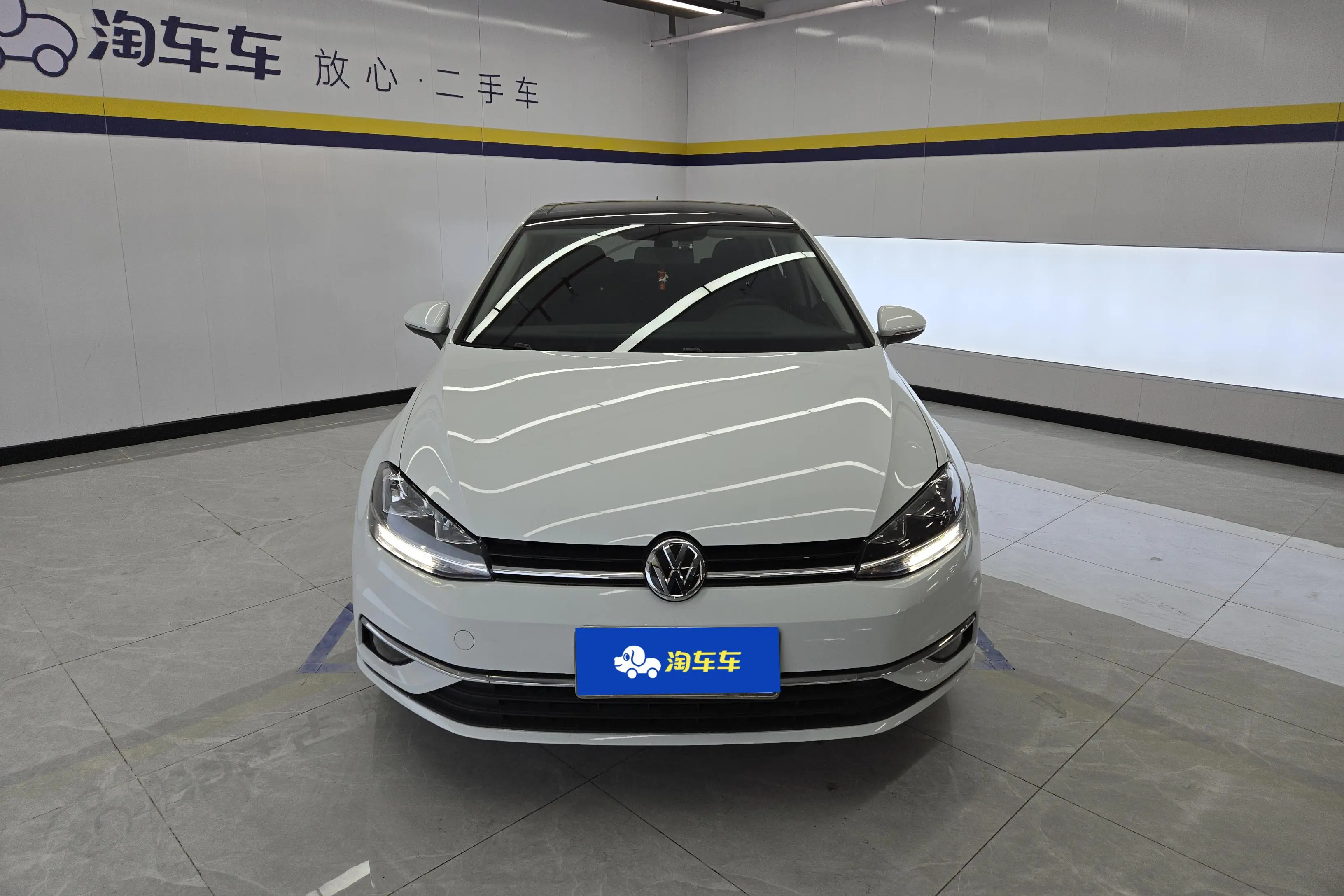 Volkswagen Golf  из Китая