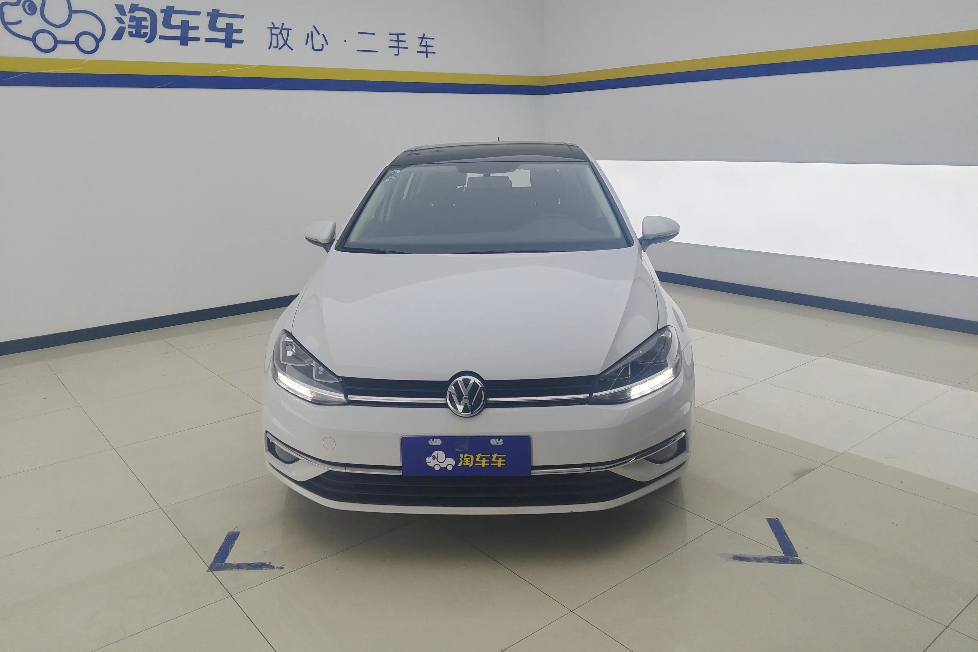 Volkswagen Golf  из Китая