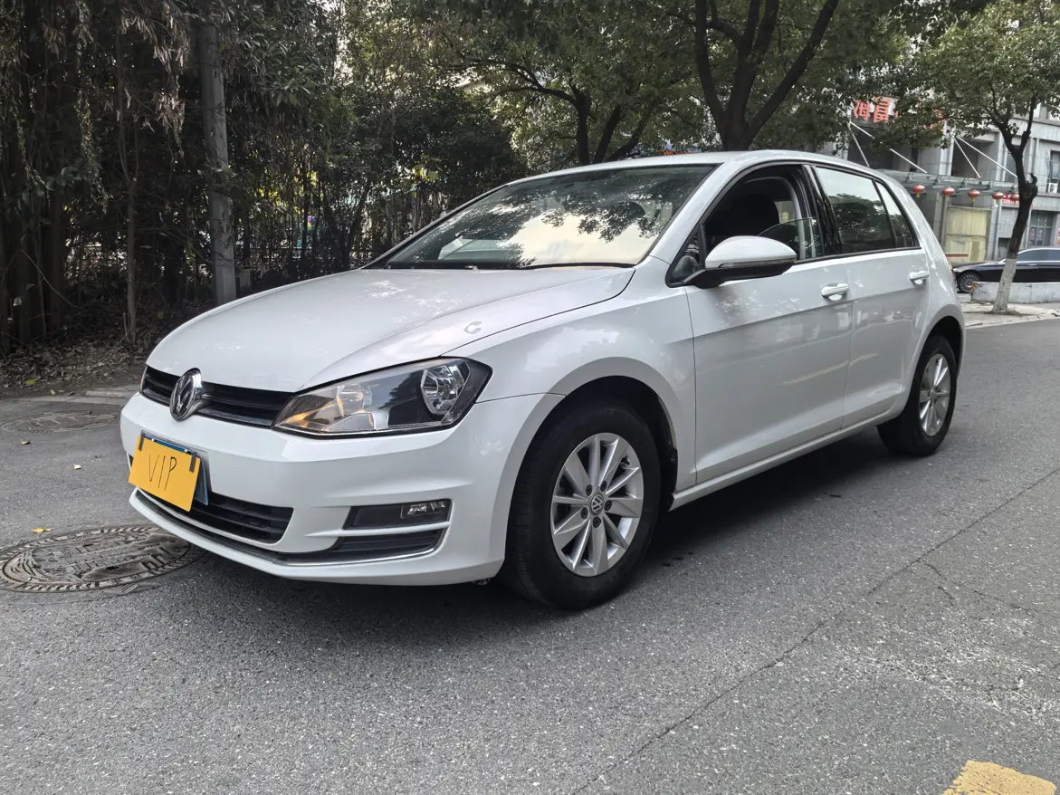 Volkswagen Golf  из Китая