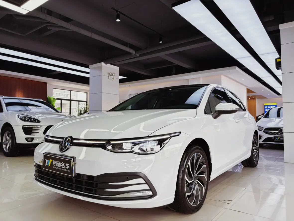 Volkswagen Golf  из Китая