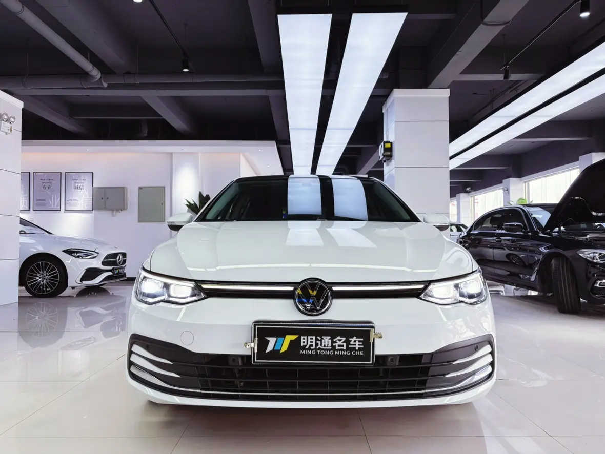 Volkswagen Golf  из Китая